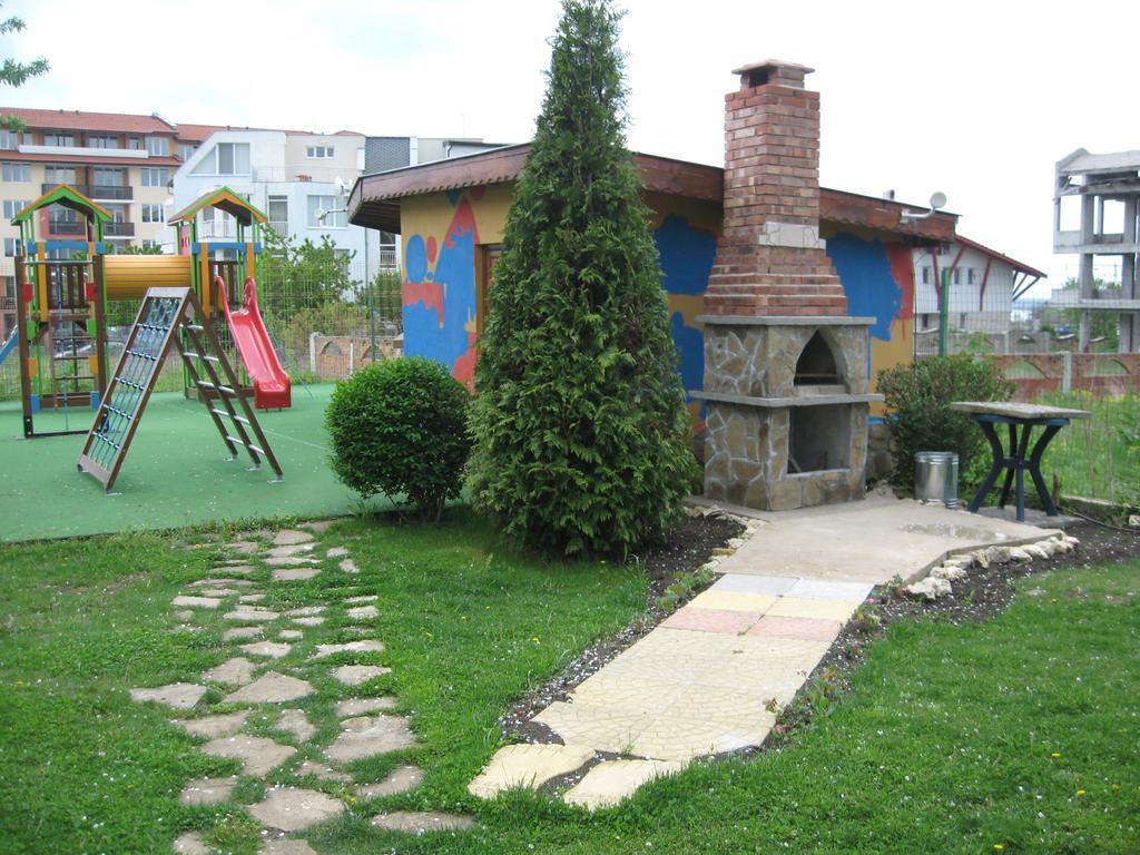 Chateau Aheloy Hotel Pomorie Buitenkant foto