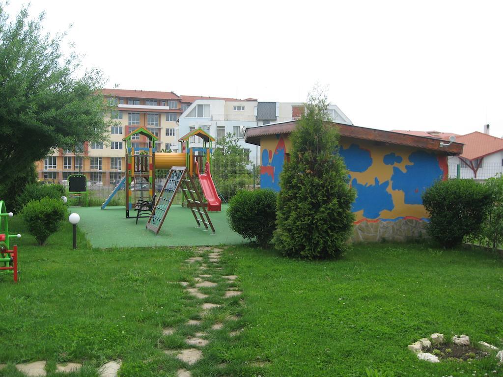 Chateau Aheloy Hotel Pomorie Buitenkant foto