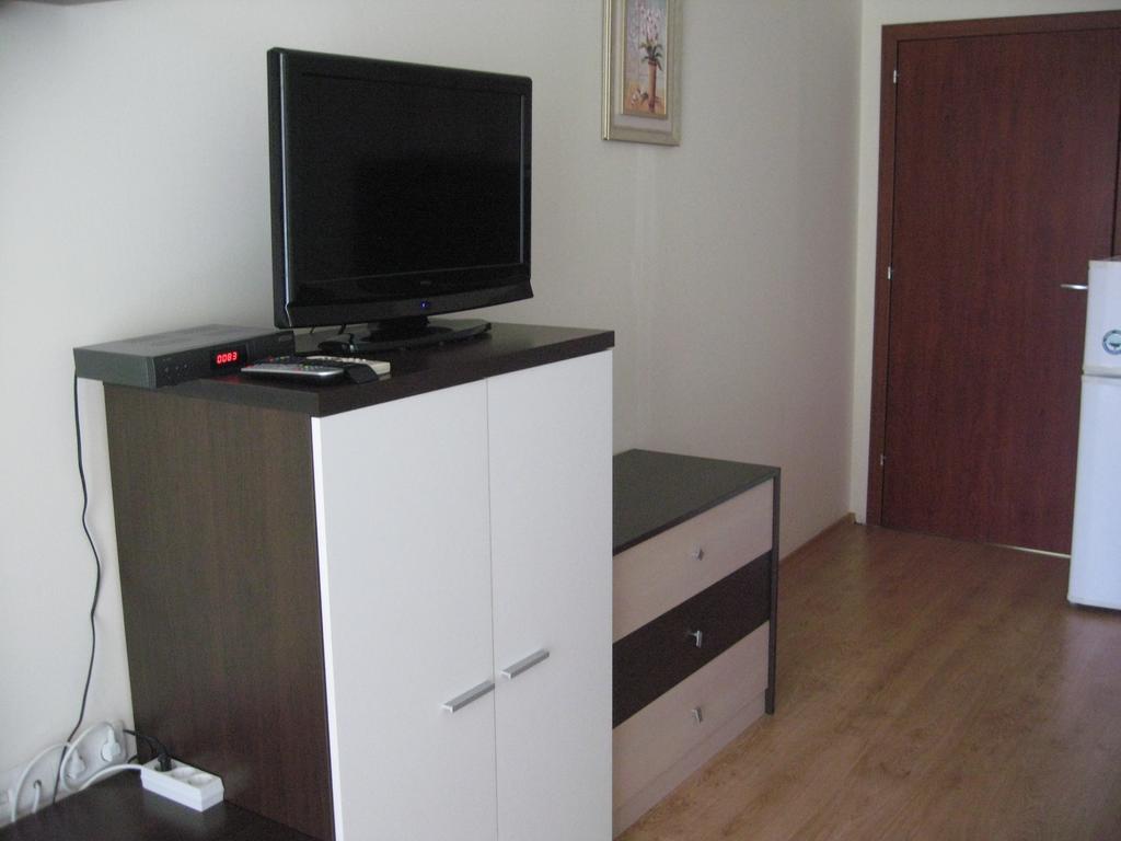 Chateau Aheloy Hotel Pomorie Buitenkant foto