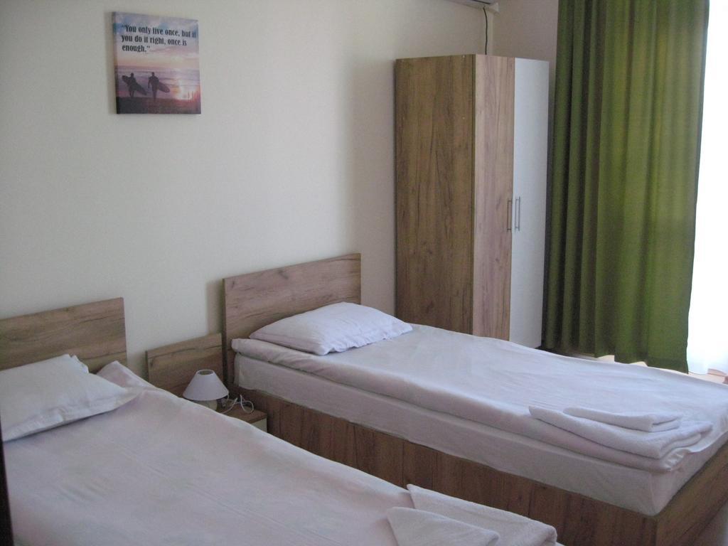 Chateau Aheloy Hotel Pomorie Buitenkant foto