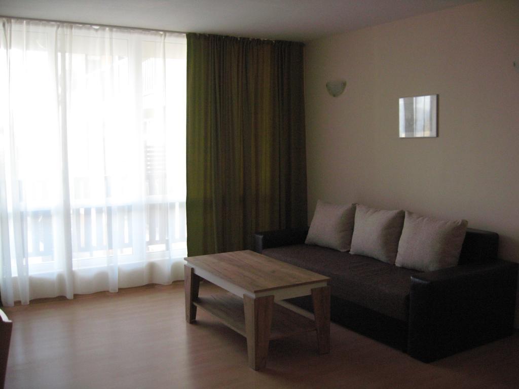 Chateau Aheloy Hotel Pomorie Buitenkant foto